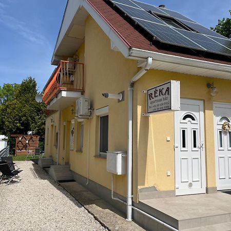 Reka Apartmanhaz Bük Eksteriør bilde