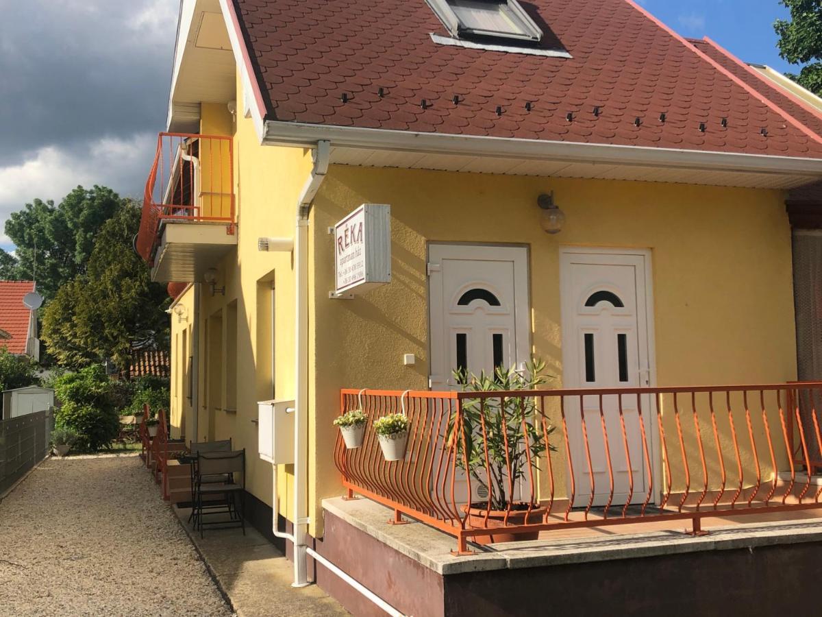 Reka Apartmanhaz Bük Eksteriør bilde